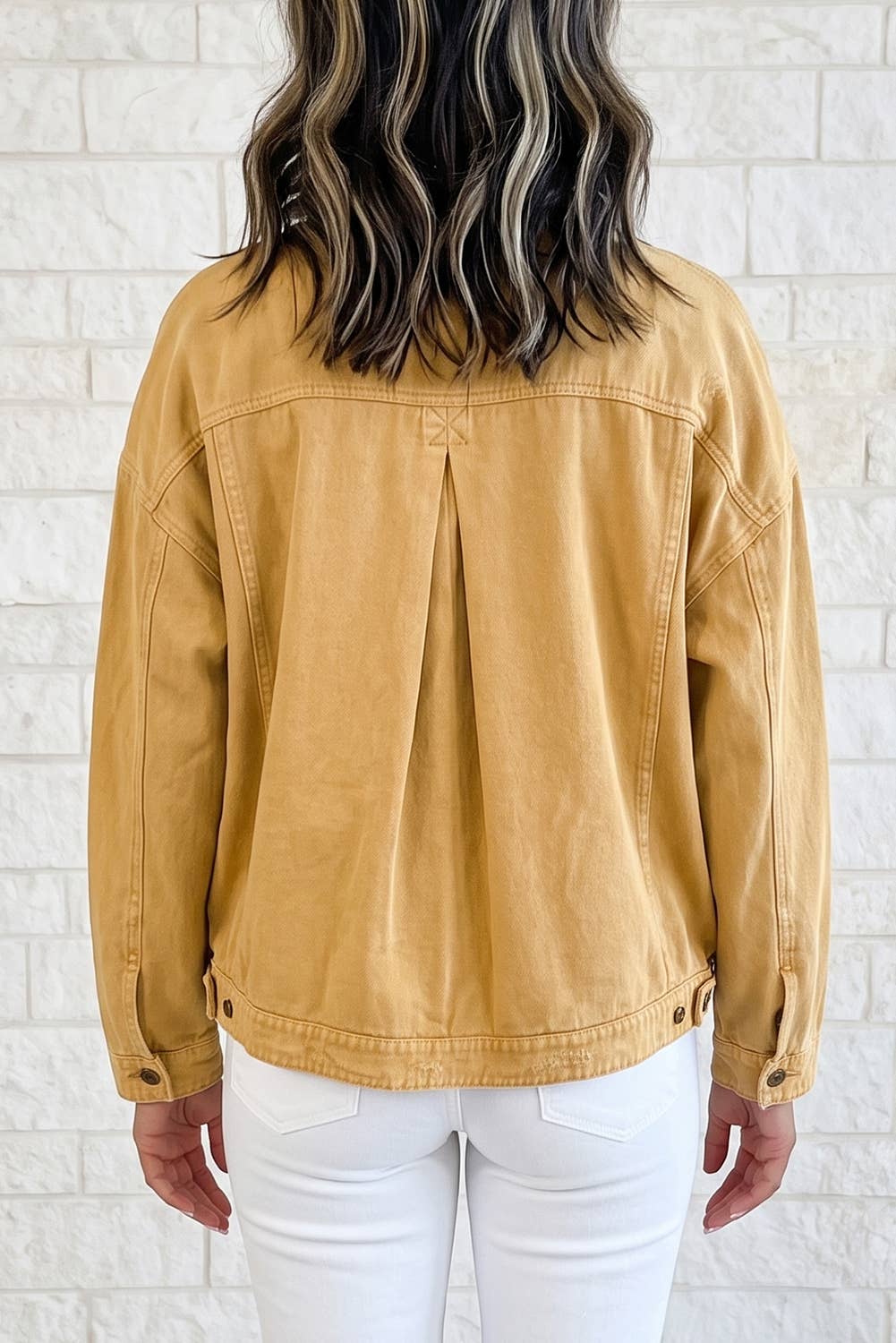 Metal Button Front Long Sleeve Collar Denim Jacket