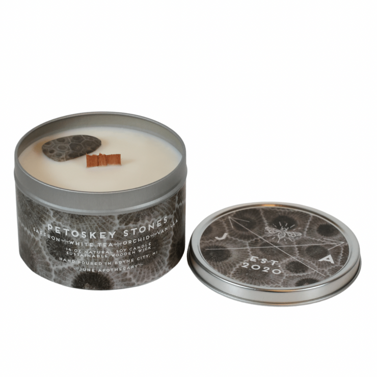 Petoskey Stones® Wooden Wick 11oz Tin Candle- Michigan