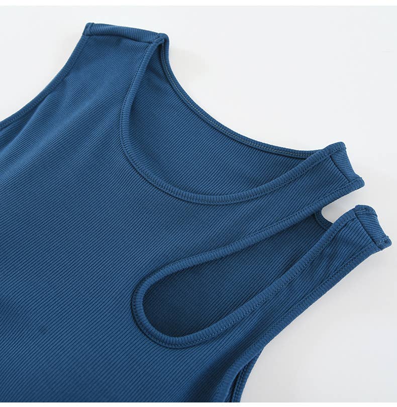 Shoulder cutout round neck rib knit built-in bra tank top