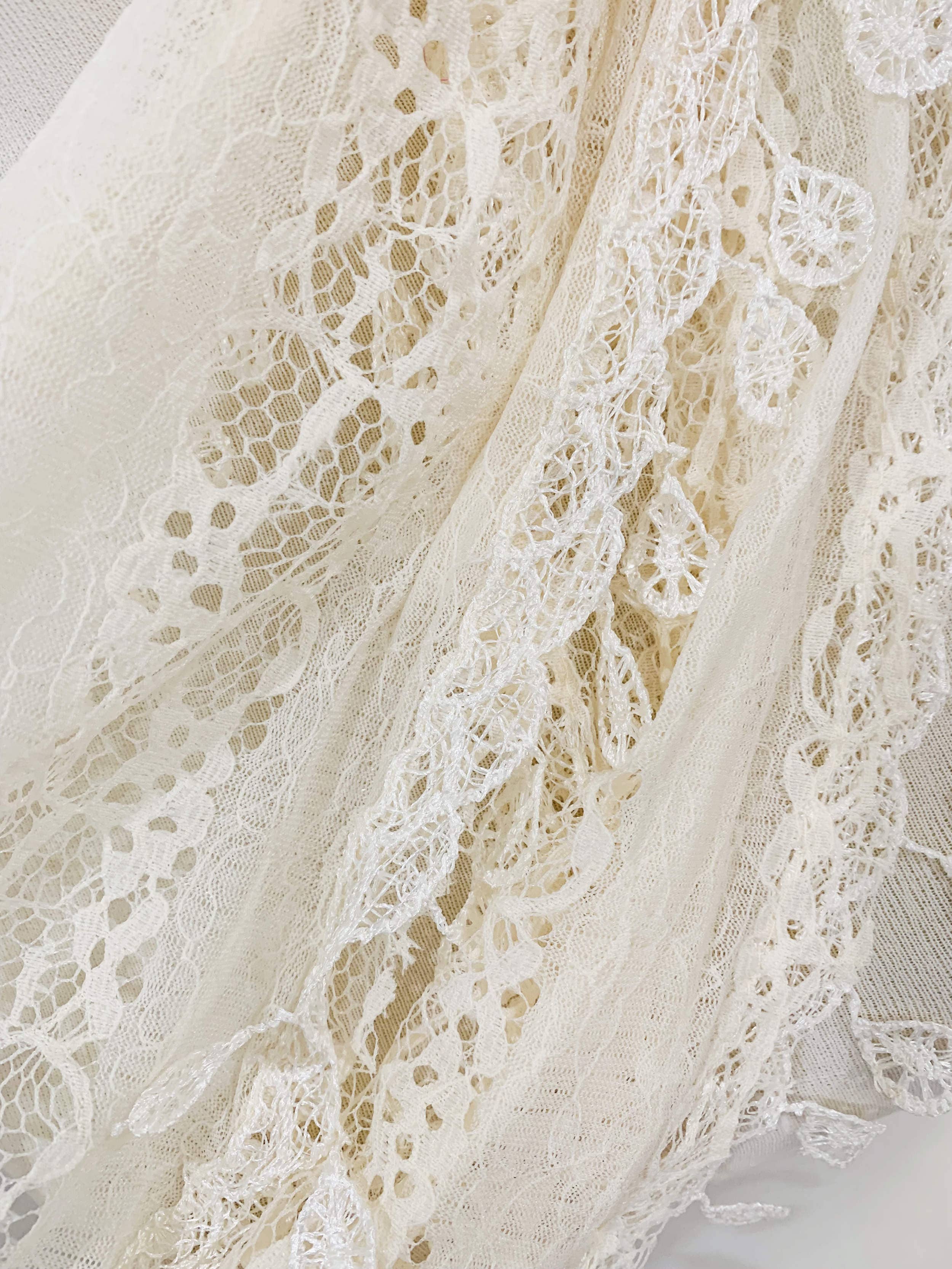 JC014906 Gorgeous Elegant lace Infinity Scarf