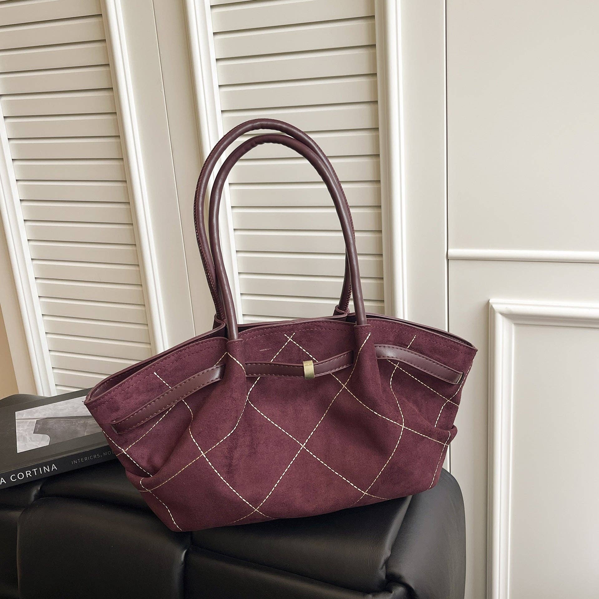 Elegant Quilted Large Capacity Tote Bag 8PU6BBG17