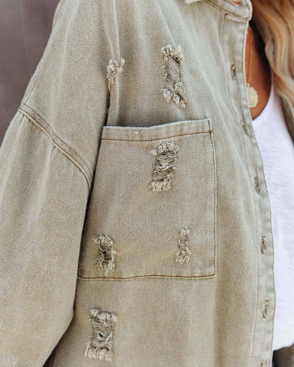 Vintage Lapel Collar Ripped Frayed Denim Jacket DP25E561