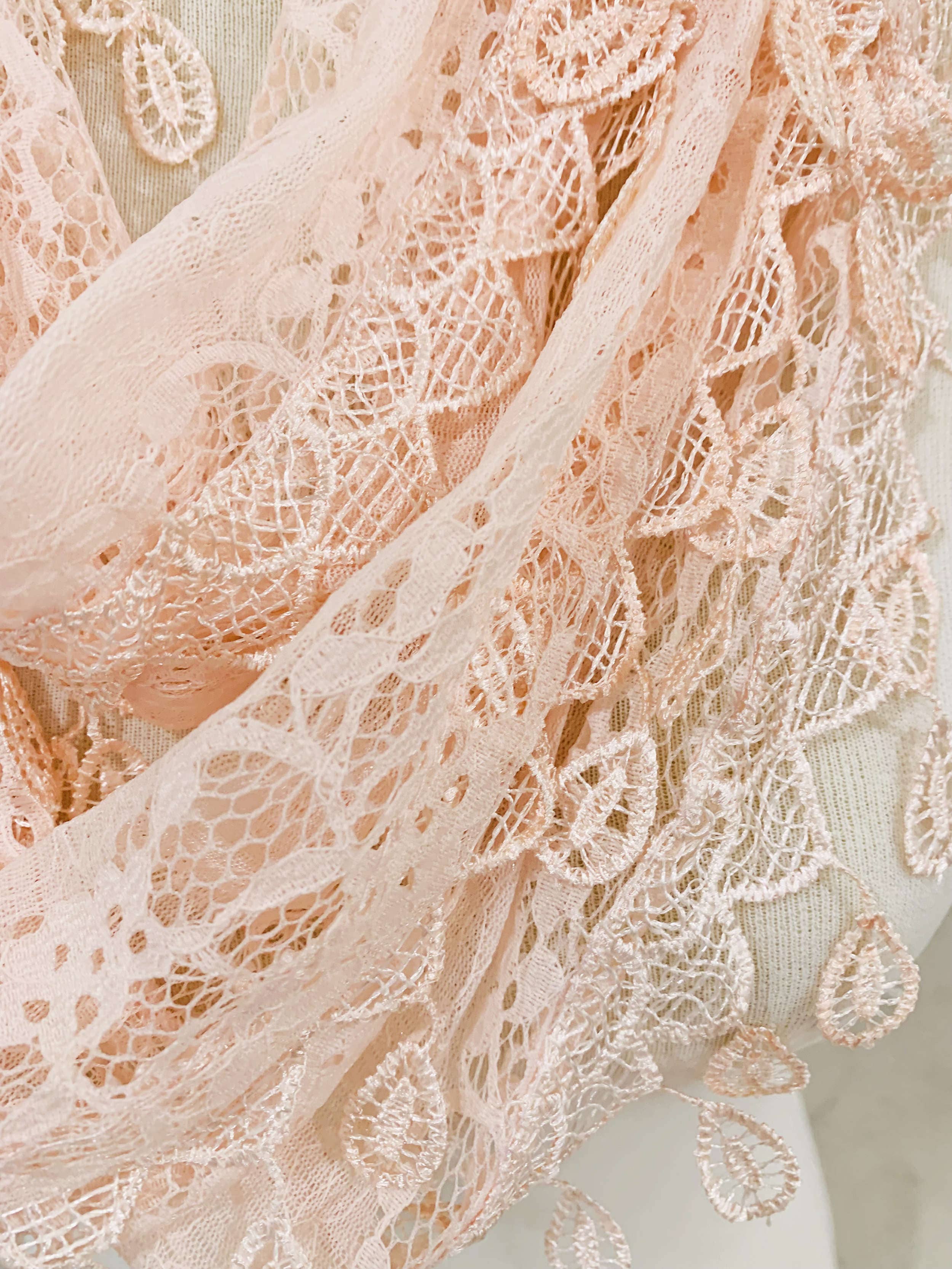 JC014906 Gorgeous Elegant lace Infinity Scarf