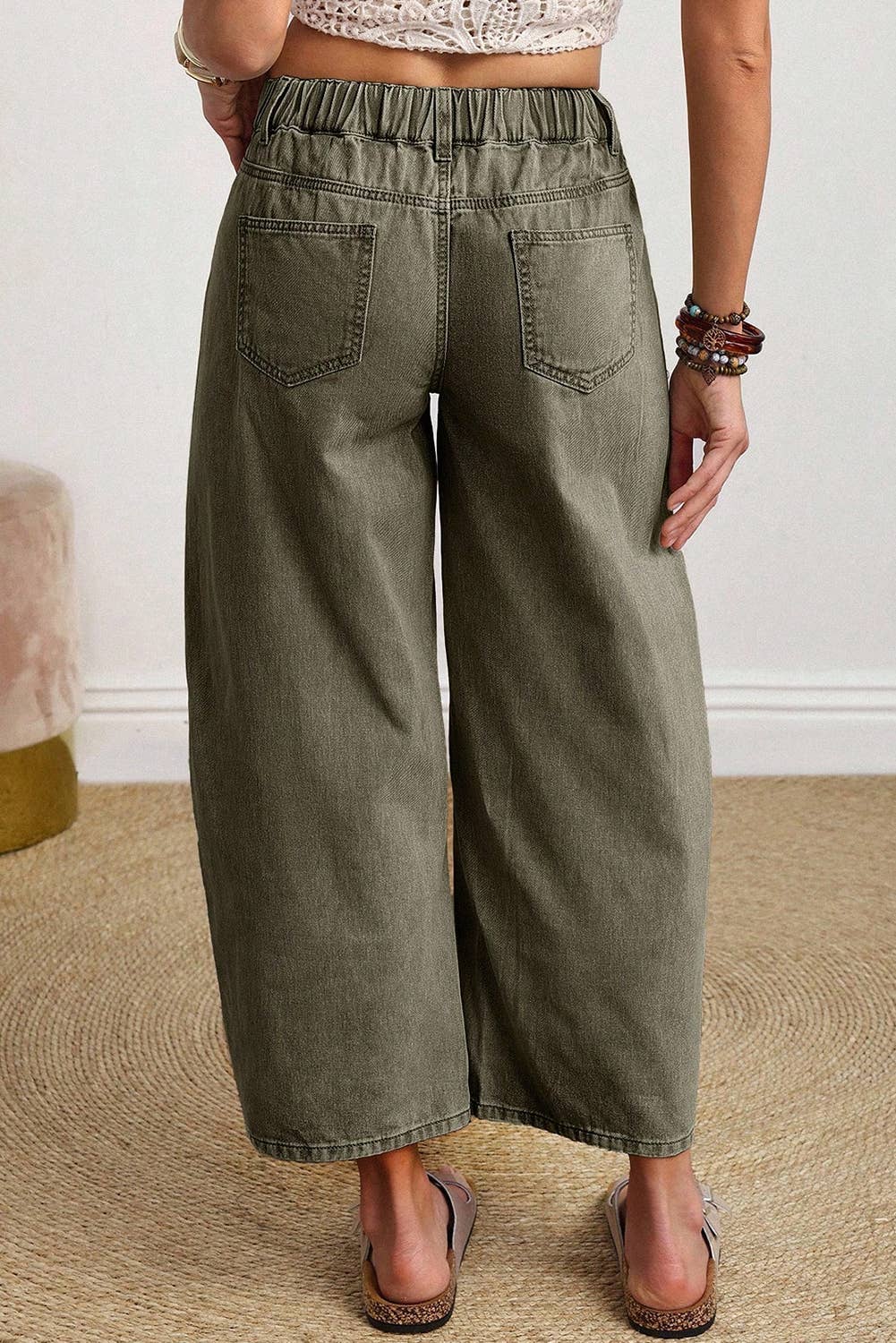 Solid Color Square Patch Pocket Ankle-length Barrel Jeans