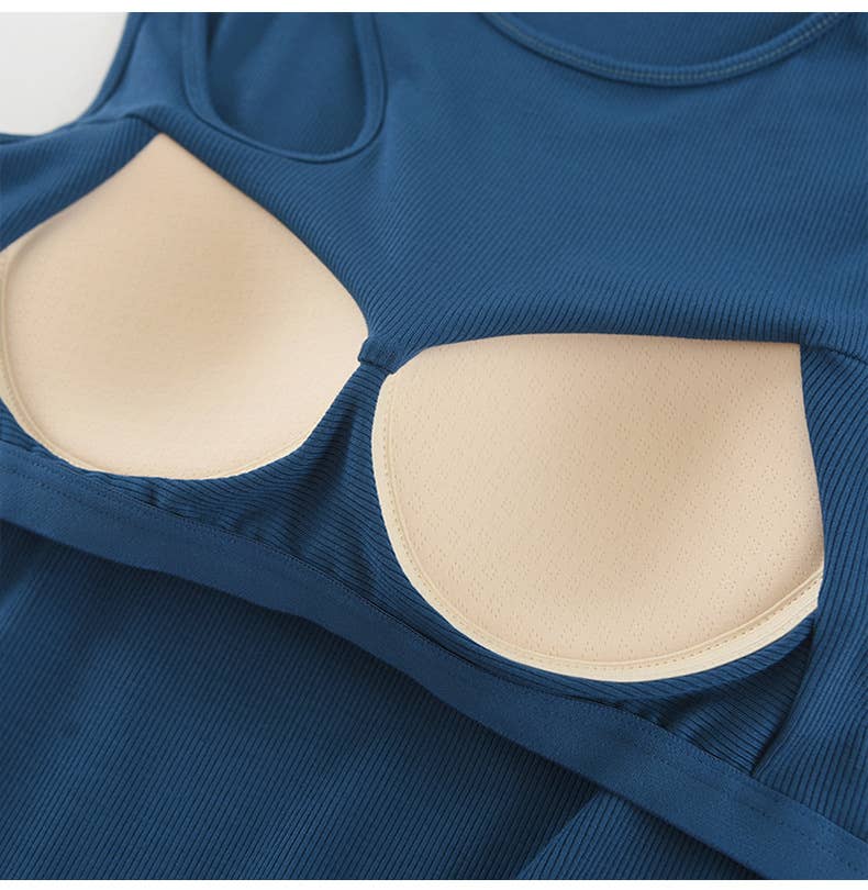 Shoulder cutout round neck rib knit built-in bra tank top