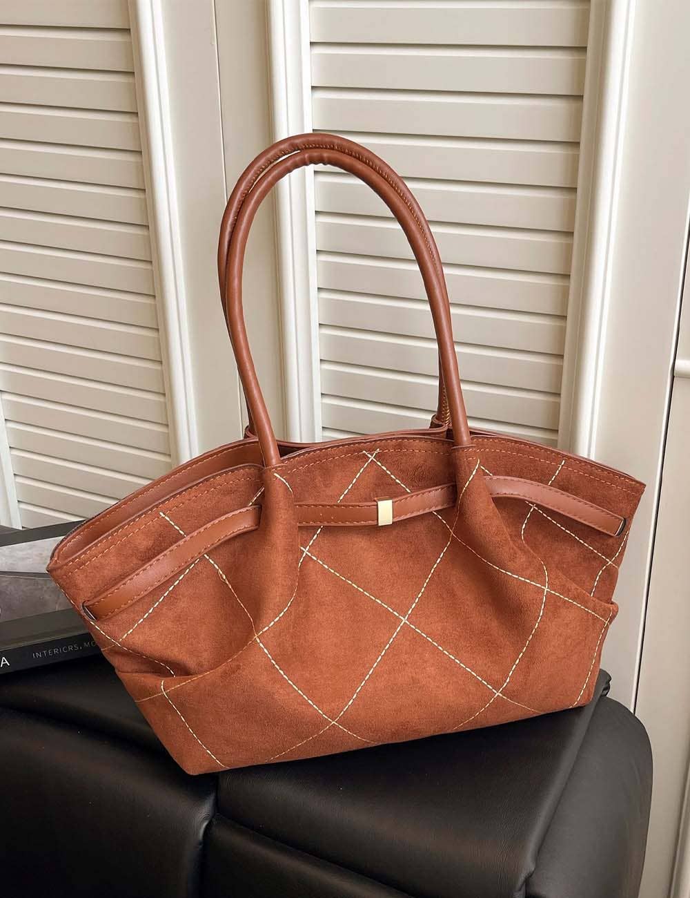 Elegant Quilted Large Capacity Tote Bag 8PU6BBG17