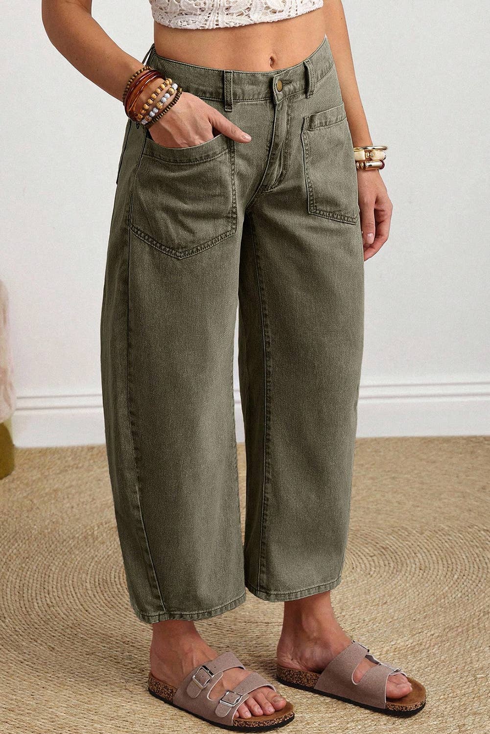 Solid Color Square Patch Pocket Ankle-length Barrel Jeans